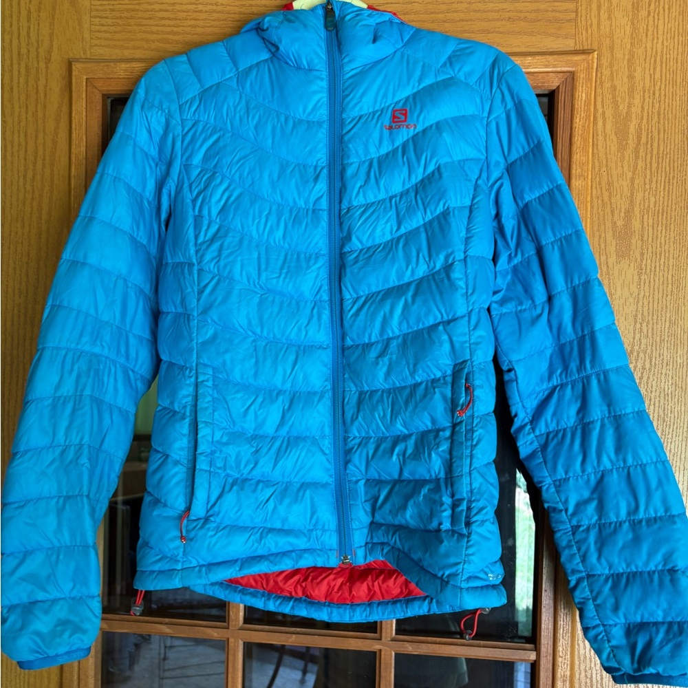 Salomon Vibrant Blue Quilted Jacket with Red Highlights